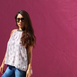 Meet your Posher, Adriana